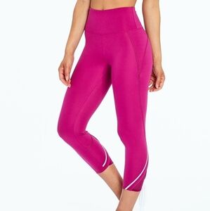 NWT Marika Magenta Capris Leggings size Medium